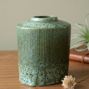 Jarrón Decorativo de Cerámica – Estilo Natural que Enamora